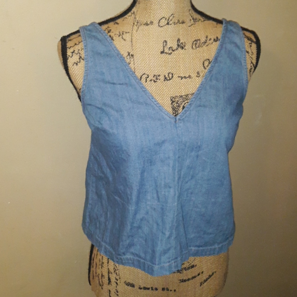 BDG UO denim top